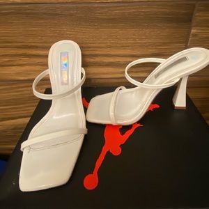 White heels size 6